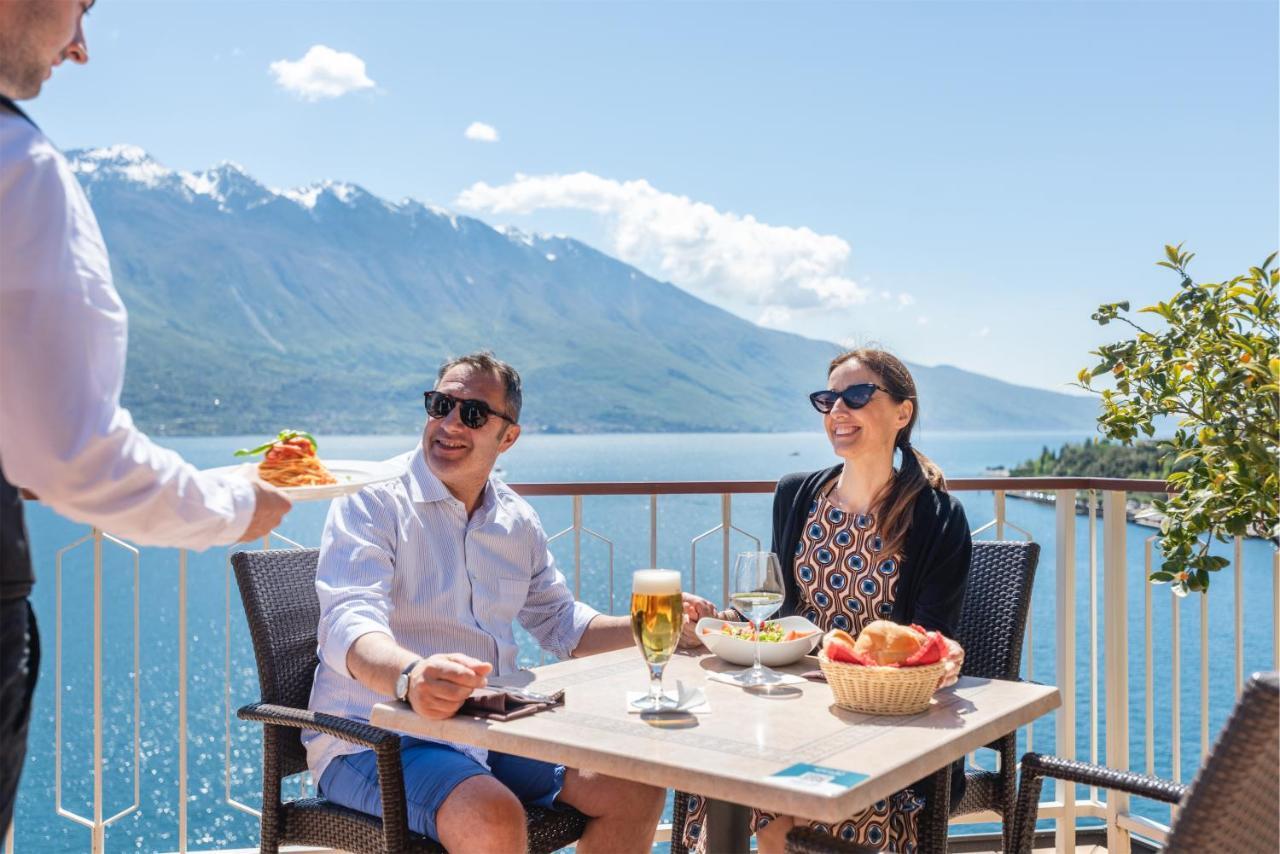 Hotel Splendid Palace Limone sul Garda Exterior photo