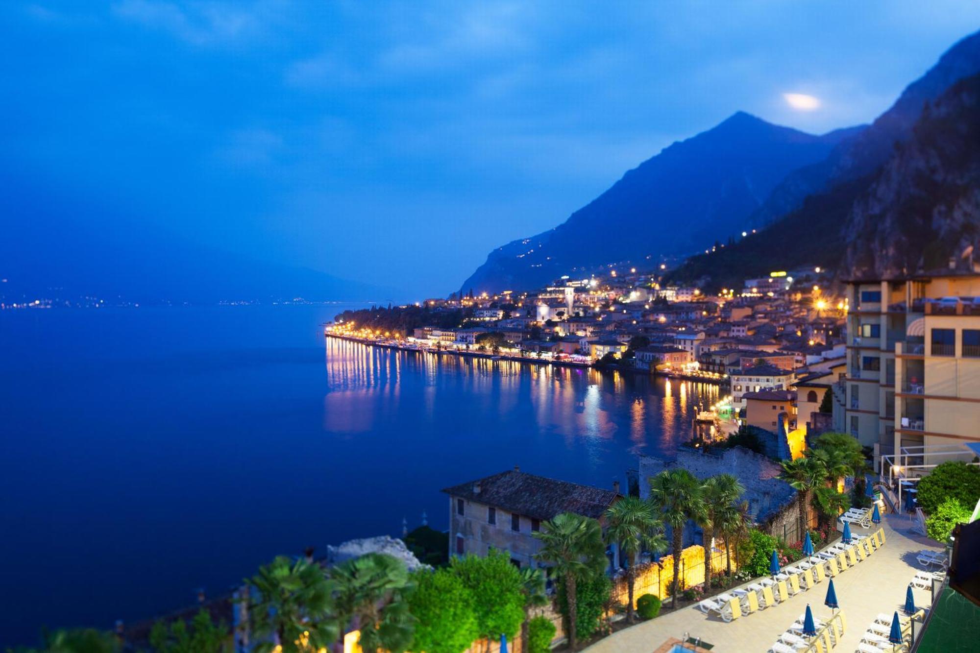 Hotel Splendid Palace Limone sul Garda Exterior photo