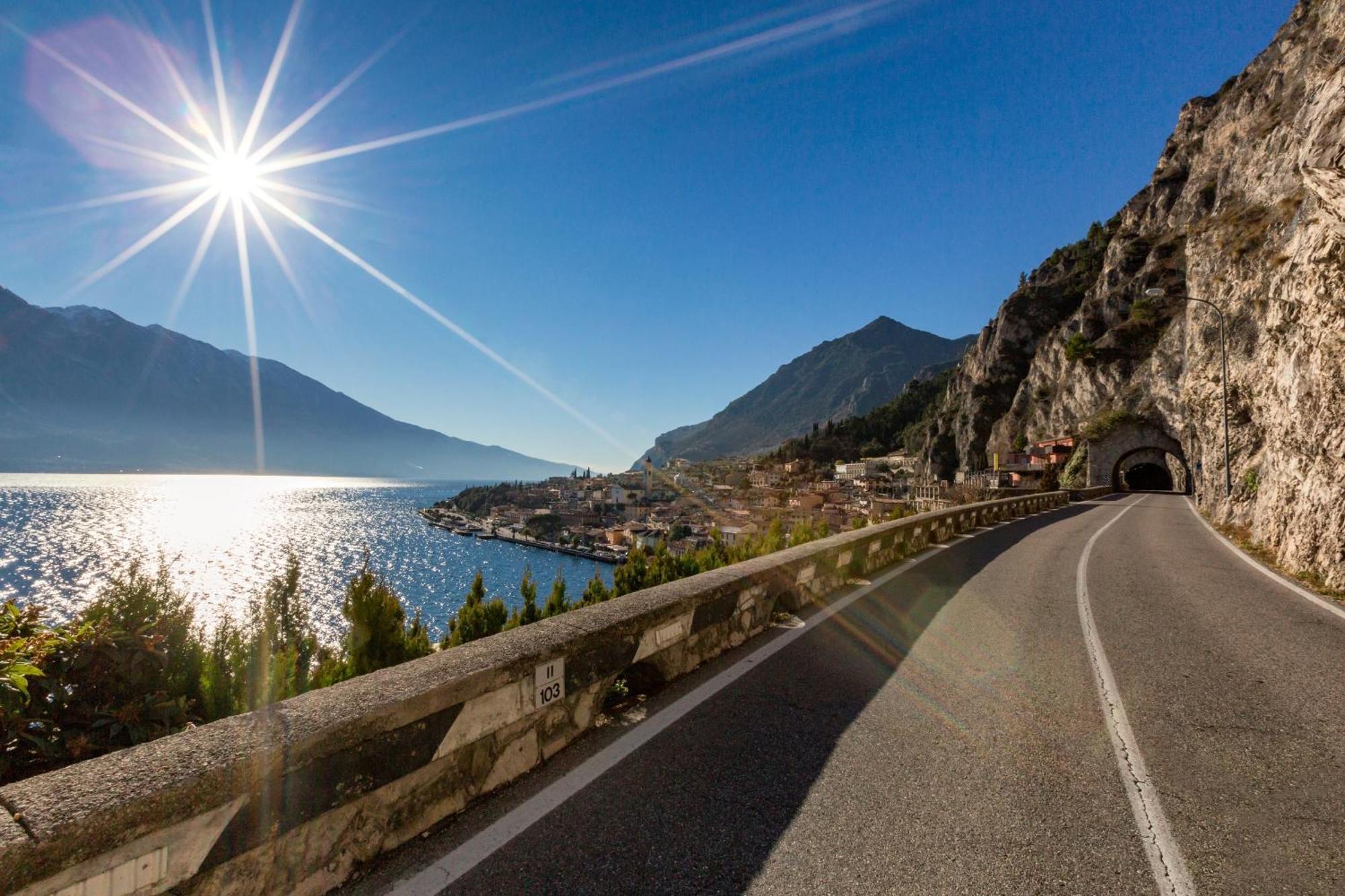 Hotel Splendid Palace Limone sul Garda Exterior photo
